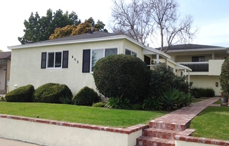 Bright and Modern Second Floor 1 Bedroom 1 Bath Unit