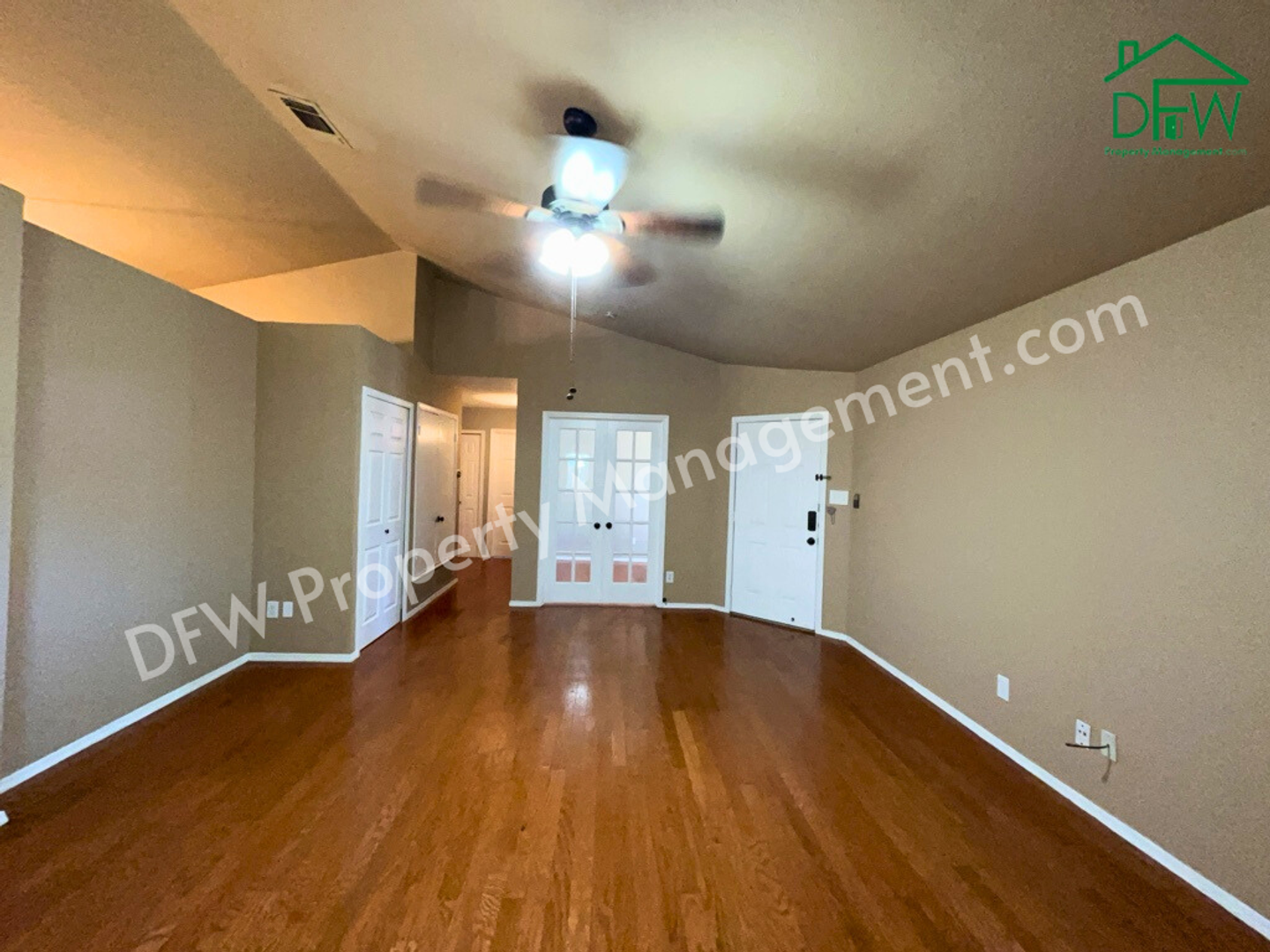 Charming 3-Bedroom Home in Keller ISD with Fenced Yard & Fireplace!