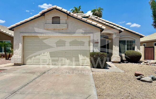 1090 E JUPITER PL