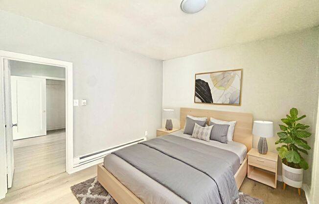 2 beds, 1 bath, 602 sqft, $890, Unit Unit 18