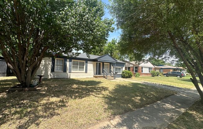 Cozy 4 Bedroom Home in Irving