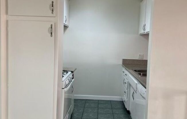 13983 Astoria Street