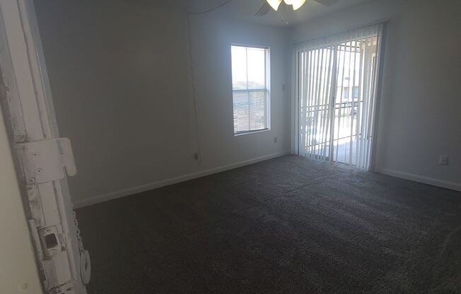 1 bed, 1 bath, 548 sqft, $950