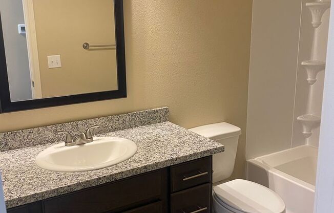 1 bed, 1 bath, 756 sqft, $1,125, Unit 213