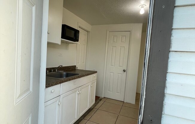 1331 SW 129 AVE