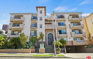 3 beds, 3 baths, 1,528 sqft, $4,495, Unit 103