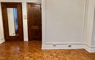 Studio, 1 bath, 300 sqft, $1,335, Unit 530-215