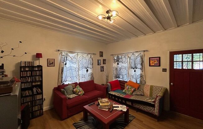 3 bedrooms-1 bath - on 4th Ave