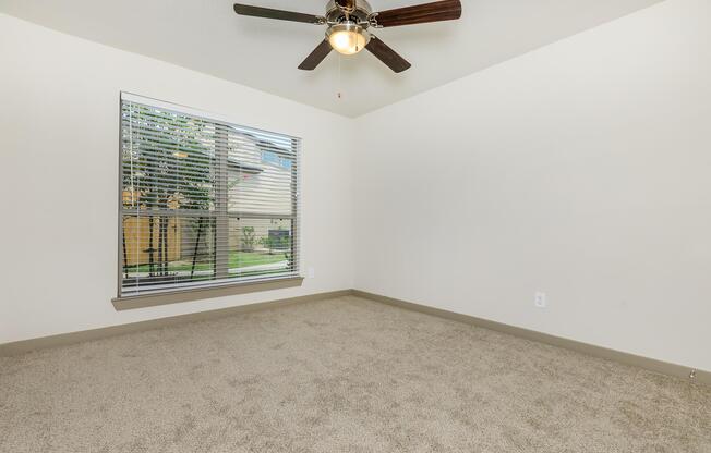 1 bed, 1 bath, 588 sqft, $1,260