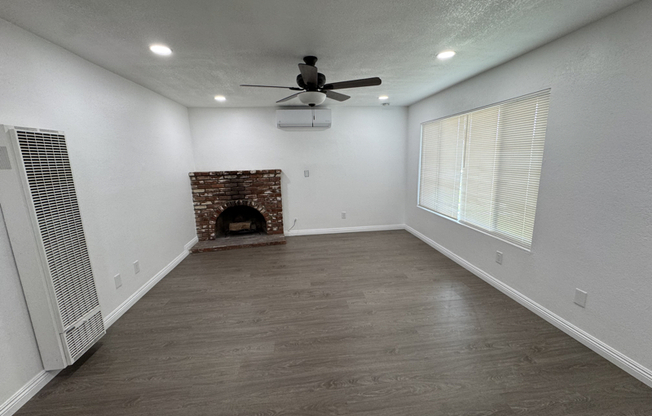 8740 LOMITA DR