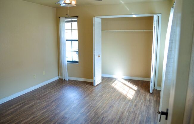 Rockwood Villas 3 bedroom 3 bath end unit