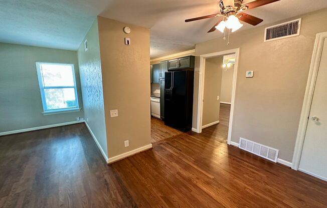 1 bed, 1 bath, 844 sqft, $1,450, Unit 6205 St Moritz Ave