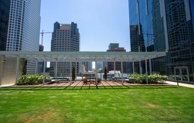 Studio, 1 bath, $2,195