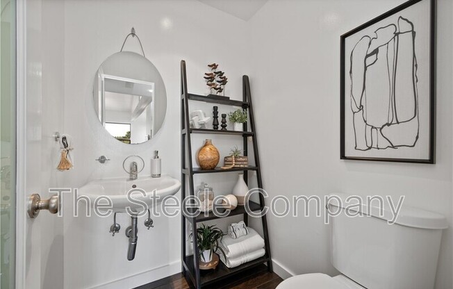 5226 MARINA PACIFICA DR S