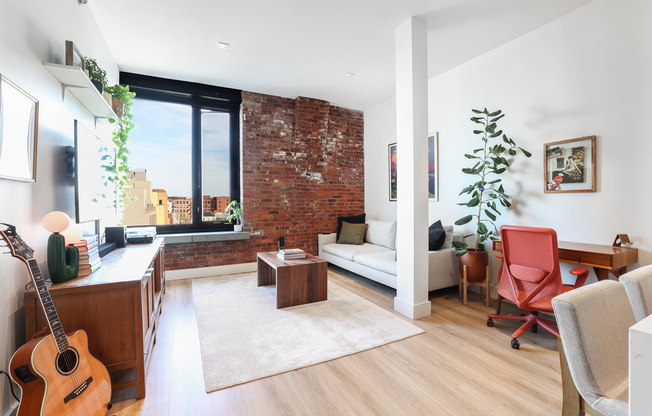 72 BERRY ST