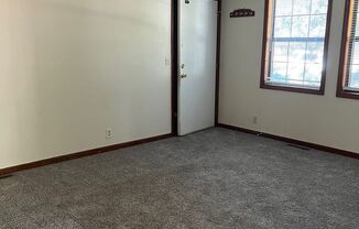 1 bed, 1 bath, $775, Unit #1