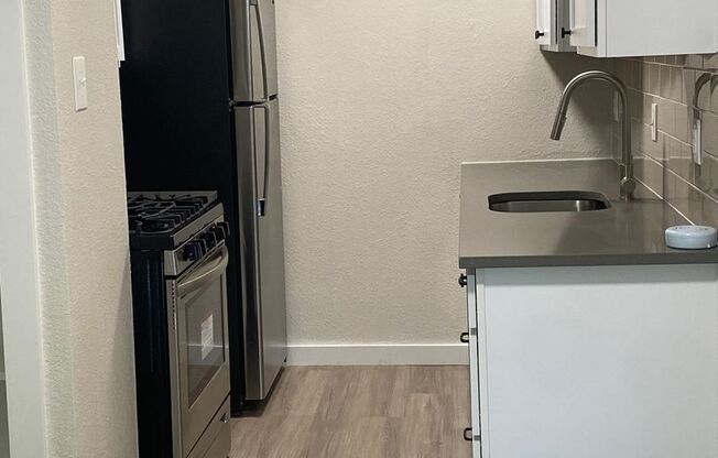 2 beds, 1 bath, 900 sqft, $1,550, Unit ELP2202-336