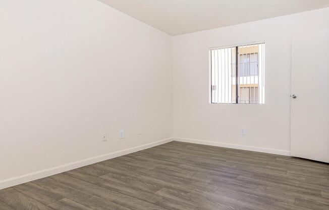 Home - Mission Creek Apartment Homes - Tucson, AZ