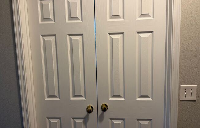 1 bed, 1 bath, $2,100, Unit # 722