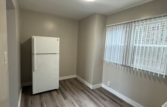 Studio, 1 bath, 312 sqft, $1,895, Unit 38