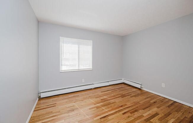 1 bed, 1 bath, 750 sqft, $1,130, Unit 6300 18
