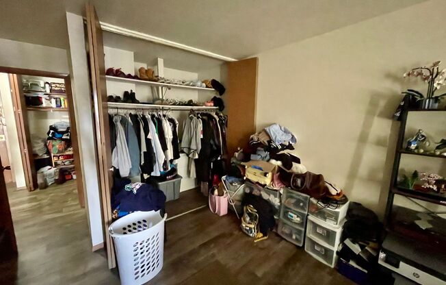 1 bed, 1 bath, $950, Unit 106