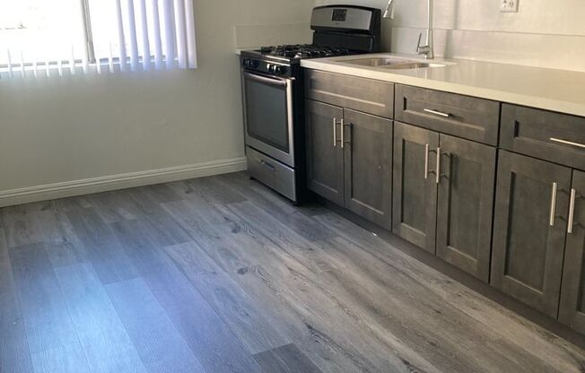 APT LANKERSHIM (RSO)