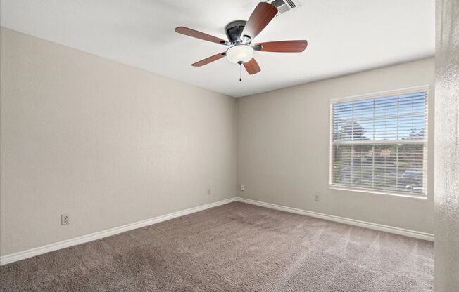 1 bed, 1 bath, $1,050, Unit # 222