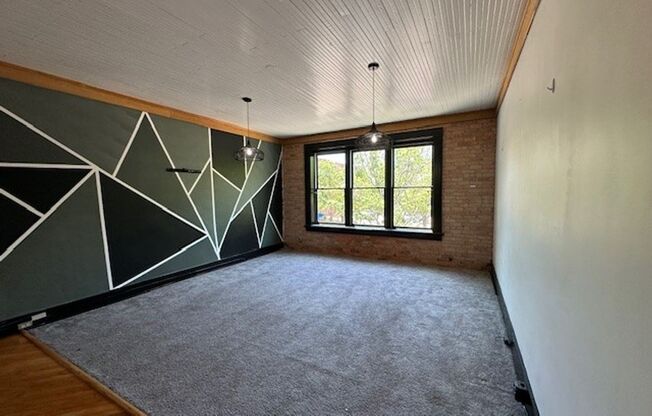 2 beds, 1 bath, $1,995, Unit # LOFT