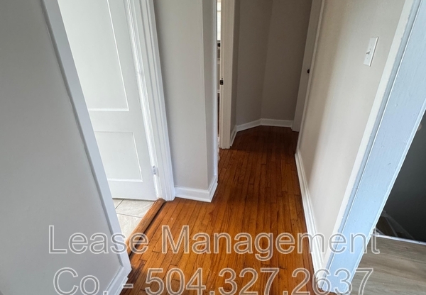 6209 PASTEUR BLVD
