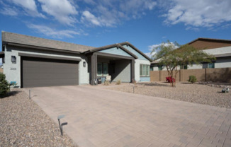 3418 E VALENCIA DR
