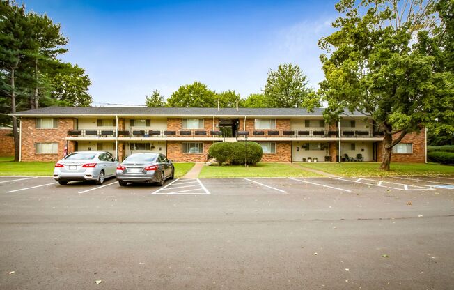 1 bed, 1 bath, 800 sqft, $1,025, Unit E06