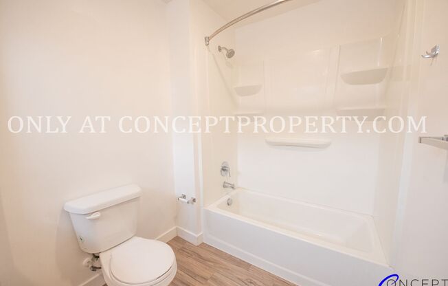 2 beds, 2 baths, 900 sqft, $2,399, Unit 202