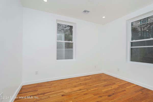 2 beds, 1 bath, 3,300 sqft, $2,500, Unit 2