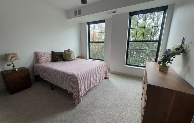 2 beds, 2 baths, 1,112 sqft, $2,595, Unit 327