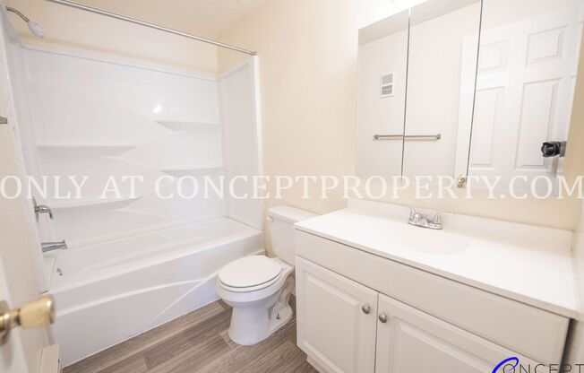 2 beds, 1 bath, 840 sqft, $1,119, Unit 66