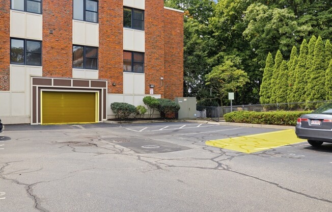 2 beds, 2 baths, 980 sqft, $3,100, Unit 307