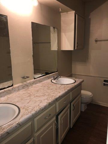 2 beds, 1 bath, $895