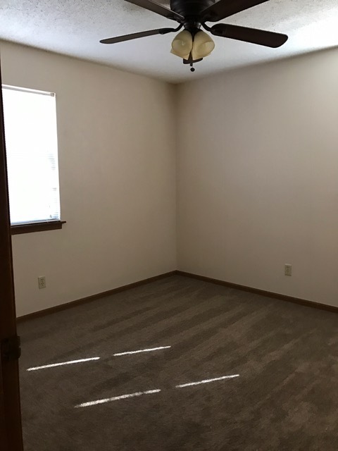 2 beds, 1 bath, 760 sqft, $885, Unit 604