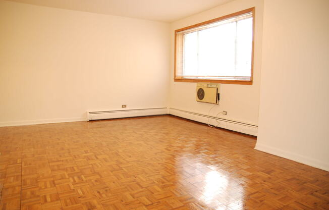 Studio, 1 bath, 450 sqft, $1,625, Unit 417-406