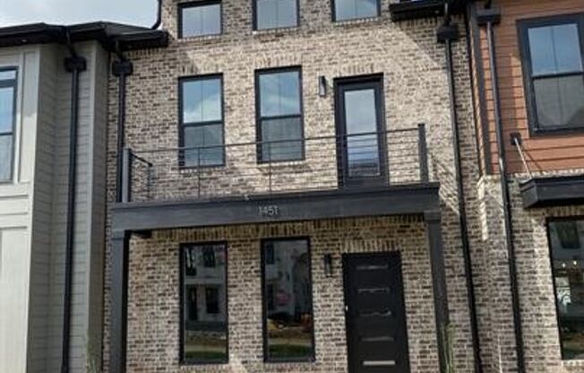 Beautiful New Townhouse in the Heart of Murfreesboro!