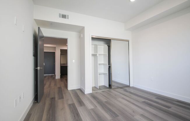 1 bed, 1 bath, 850 sqft, $2,397.08, Unit 203