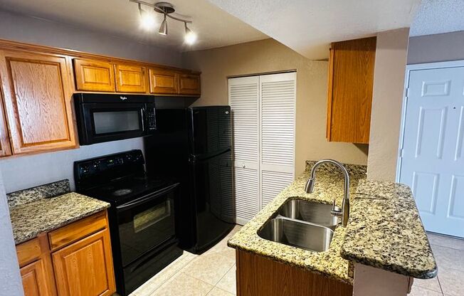 1 bed, 1 bath, $1,400, Unit UNIT 3413