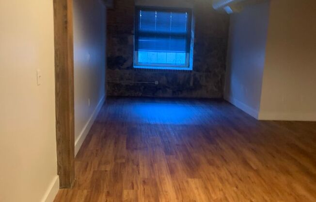 Studio, 1 bath, 997 sqft, $1,800, Unit 134