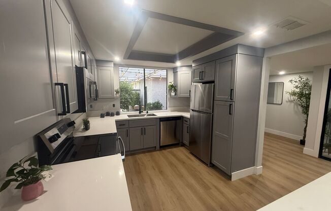 3 beds, 2 baths, $2,200