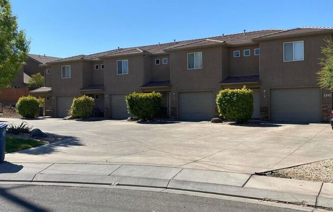 3 beds, 2 baths, 1,400 sqft, $1,625