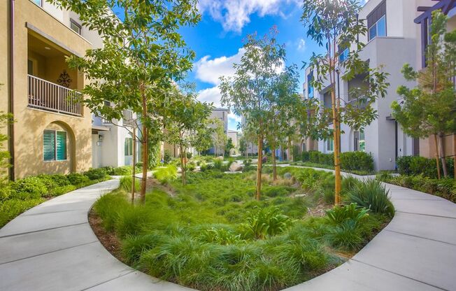 Beautiful 4 Bedroom Townhome! Built in 2020 and just 8 miles from the Beach!