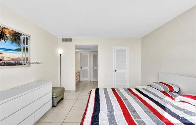 2 beds, 2 baths, $3,500, Unit # 206