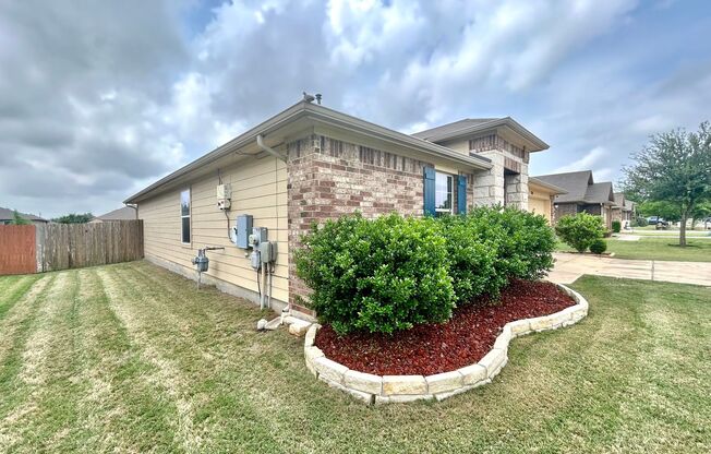 Stunning 3/BR 2/BA Home with Spacious Backyard & Modern Upgrades!