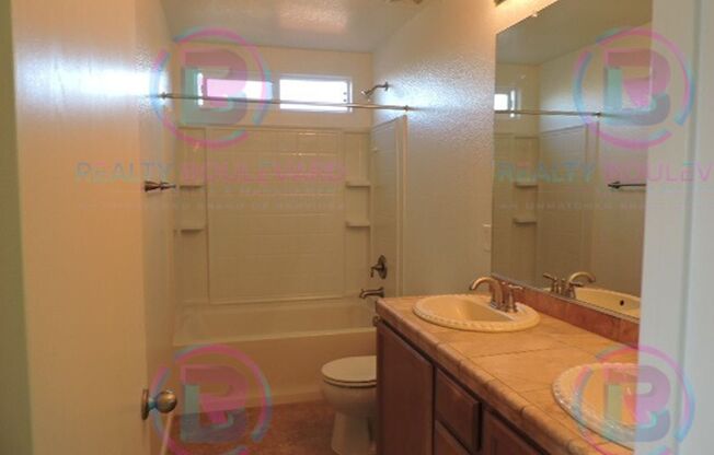 Stunning 4-Bedroom Home with Scenic Views in Damonte Ranch!